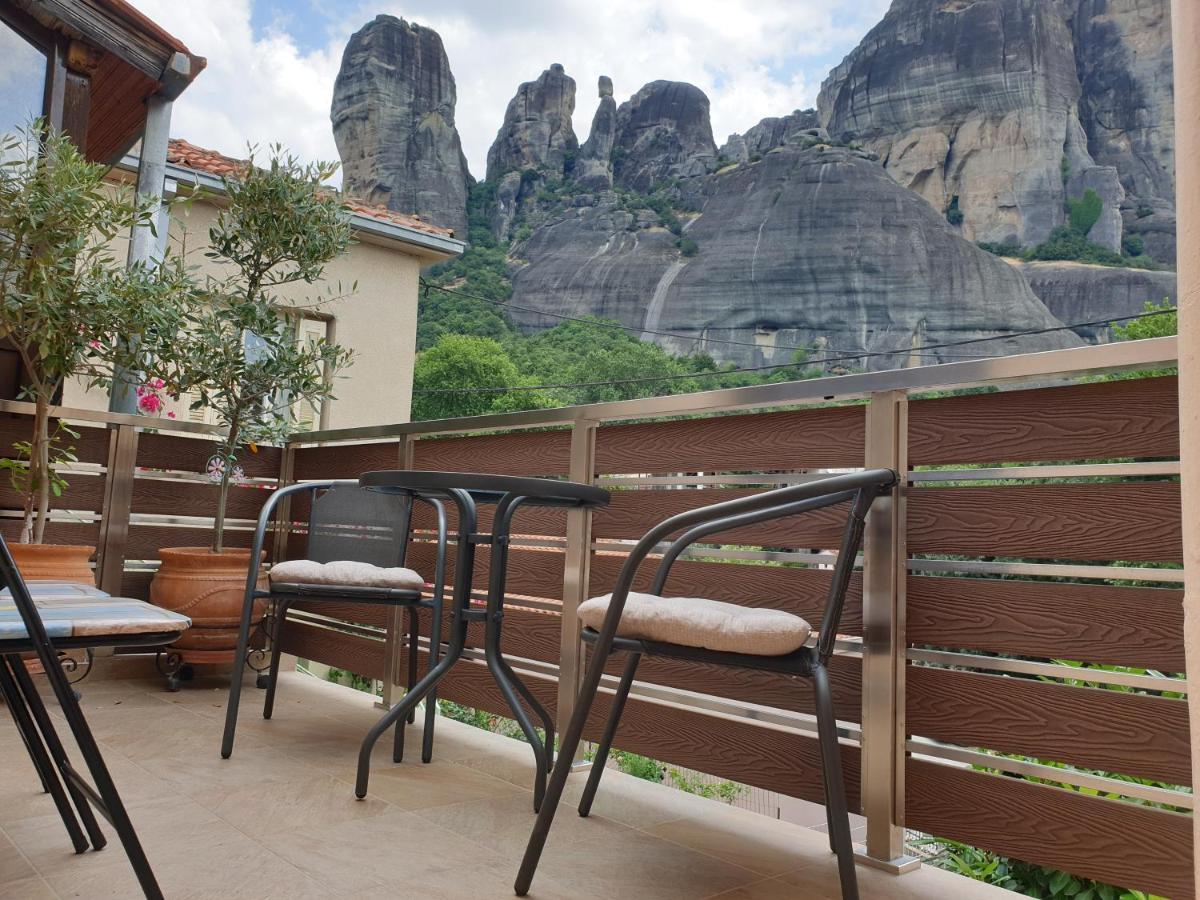 The House Under The Rocks Of Meteora 1 Apartment Калампака Екстериор снимка